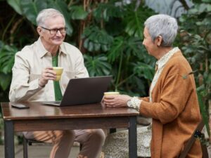 jobs for seniors (1)